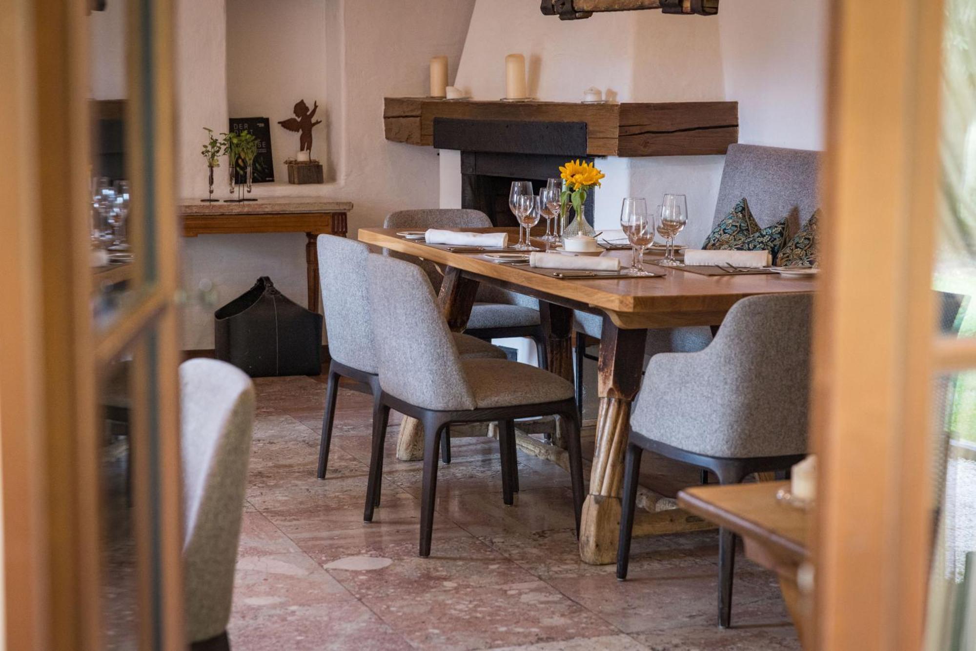Hotel Schloss Prielau & Restaurants 4*
