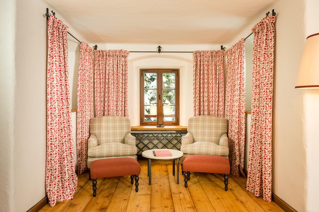 Schloss Prielau & Restaurants Hotel 4*